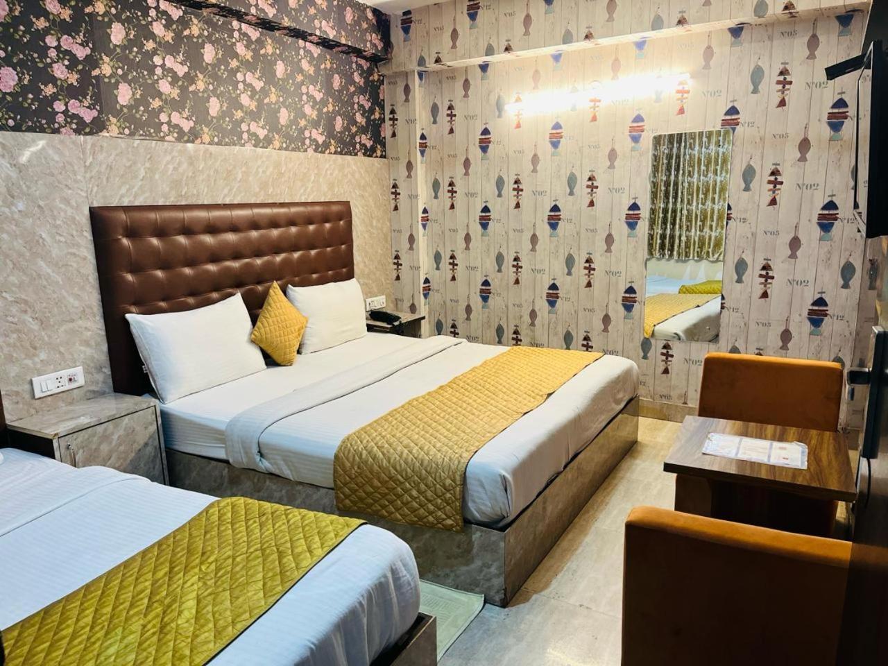 Sky View Near Delhi Airport Bed & Breakfast 3*